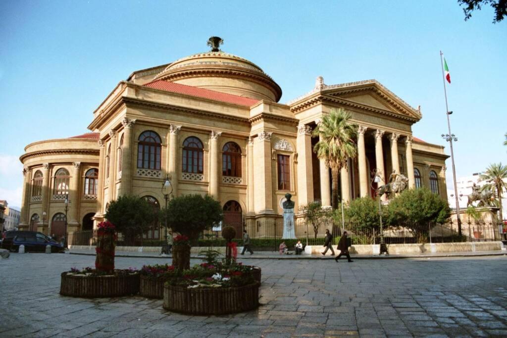 A Casa Di Enza B&B Παλέρμο Εξωτερικό φωτογραφία