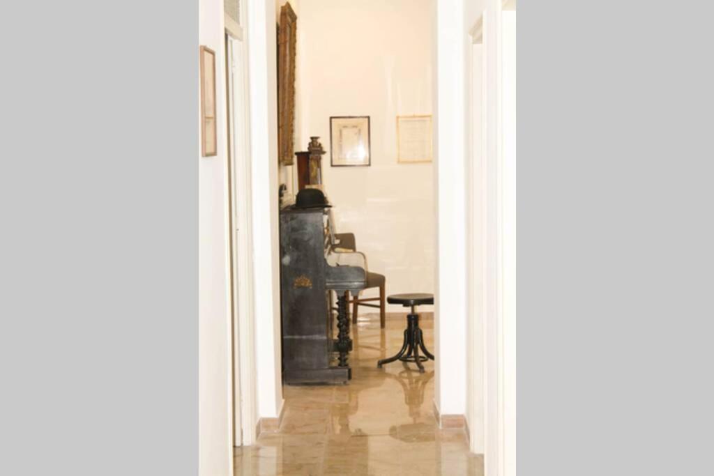 A Casa Di Enza B&B Παλέρμο Εξωτερικό φωτογραφία
